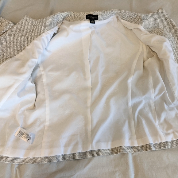 Like New Ann Taylor Factory Tweed Blazer Peplum Sleeves Size 2 - Picture 8 of 10